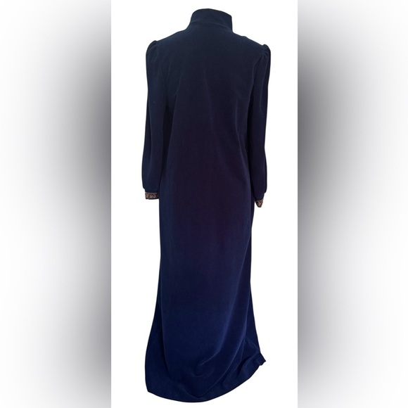 Vintage Vanity Fair Navy Blue Tapestry Detail Pockets Zip House Robe Size Medium - Picture 4 of 9